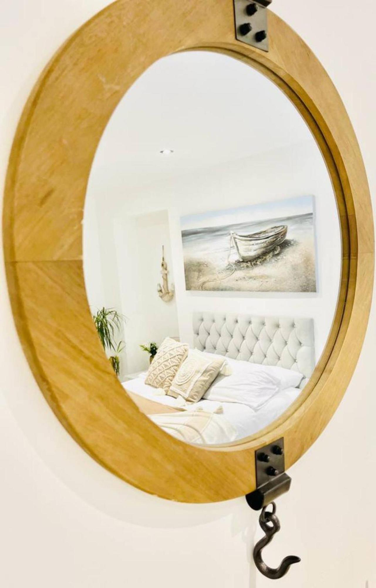 Appartamento Stunning 3 Double Bedroom Front Portsmouth